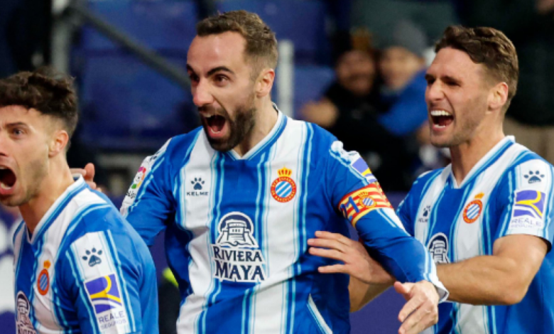 Puado, 'on fire': marca tras solo unos segundos en el campo