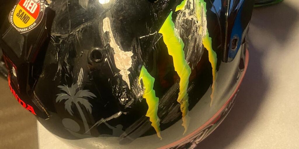 Pudo ocurrir una tragedia: ¡Price pasó por encima del casco de Barreda!