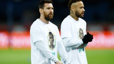 Realiza PSG un homenaje a Pelé en el Parque de los Príncipes | Video