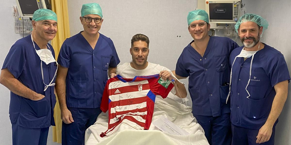 Rochina, operado con éxito de la rodilla derecha