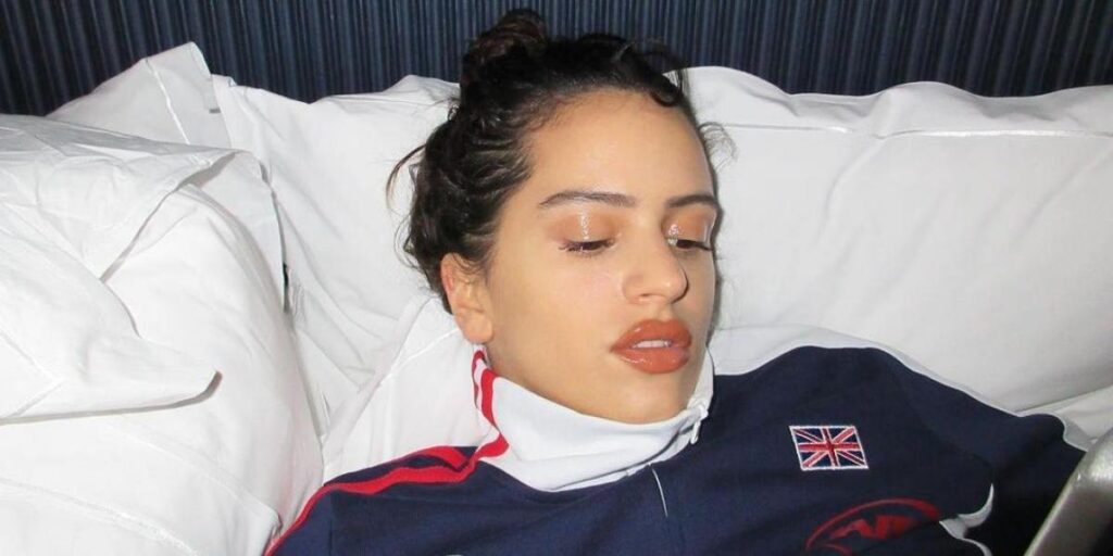 Rosalía lo vuelve a hacer: lanza 'LLYLM', el nuevo 'temazo' de este invierno