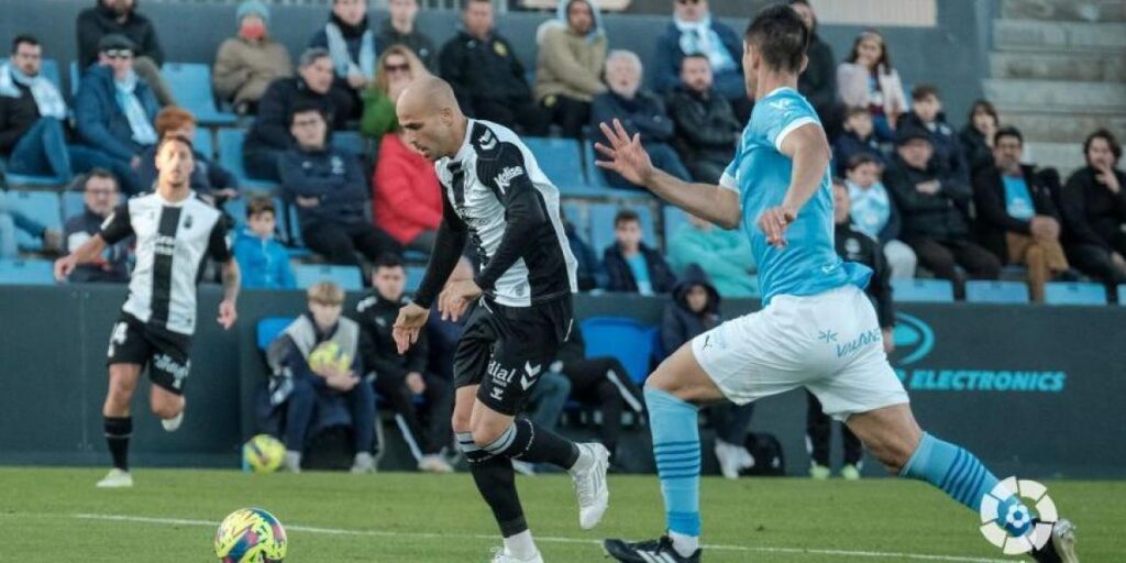 Sandro, enchufado para el ascenso: dobles sesiones, alimentación y terapias