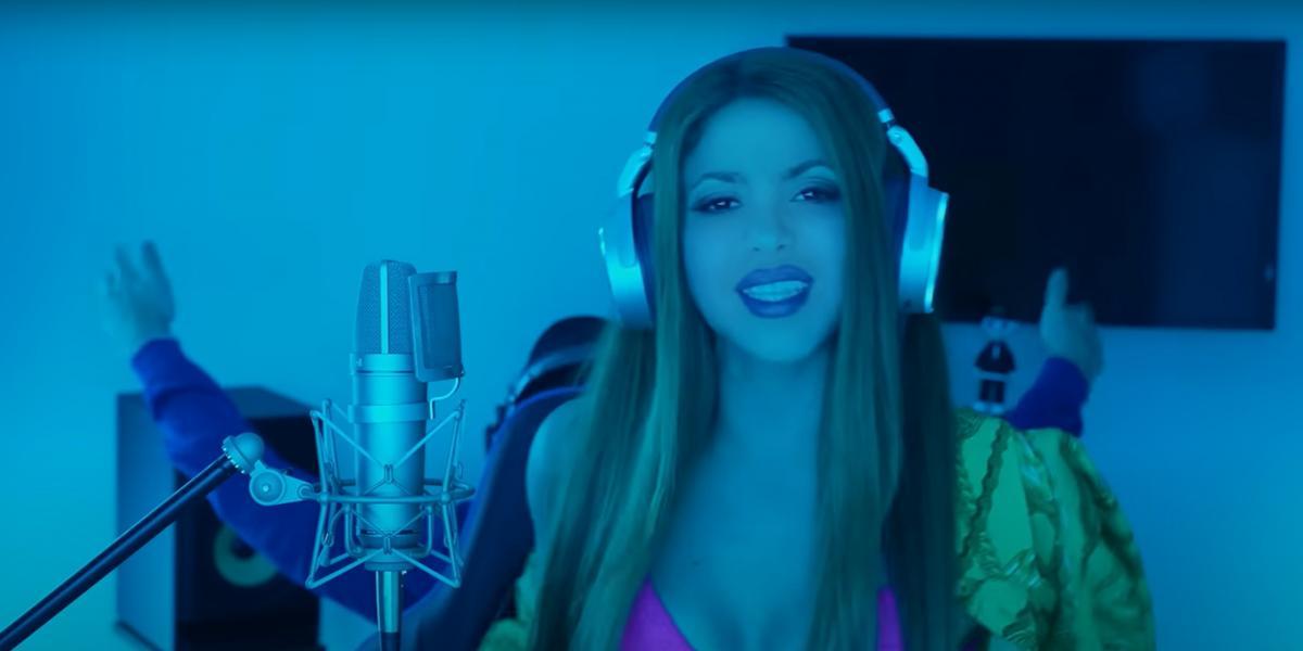 Se viraliza una canción en respuesta al éxito de Shakira: "Te va a tocar mirar desde la grada"