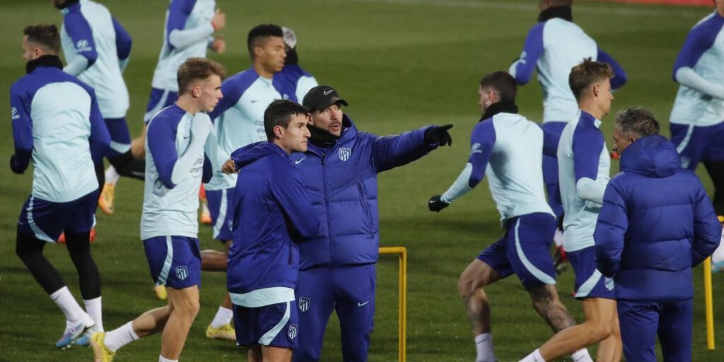 Simeone tiene un once con novedades para medirse al Levante