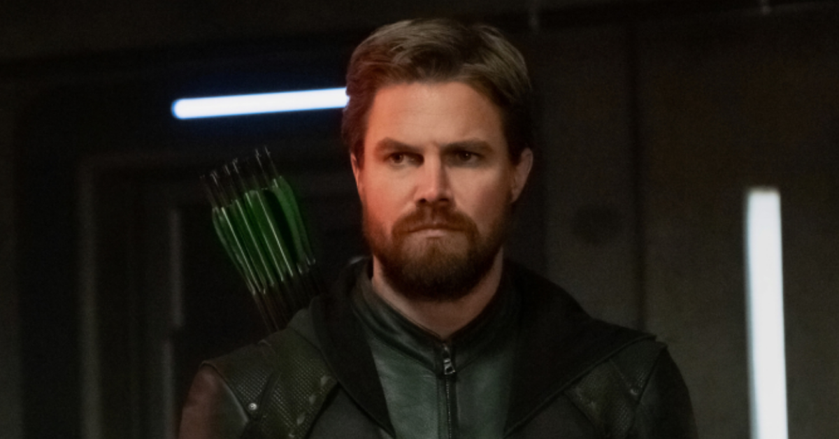 Stephen Amell dice que está interesado en volver a interpretar a Green Arrow