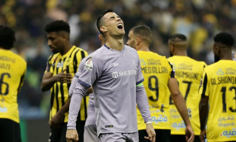 Sufre Cristiano Ronaldo primer gran tropiezo con Al-Nassr | Video
