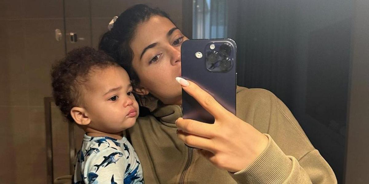 Surrealista: Kylie Jenner cambia el nombre de su hijo y elige uno en español