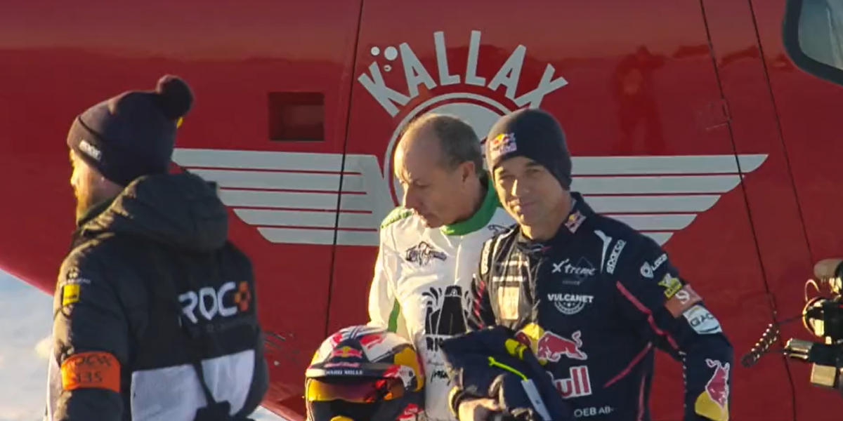 Surrealista: Loeb llegaba tarde... y pasó esto