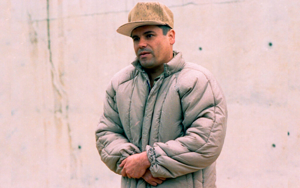 Tacha de "inaudito" la oposición que AMLO revise petición de "El Chapo" Guzmán