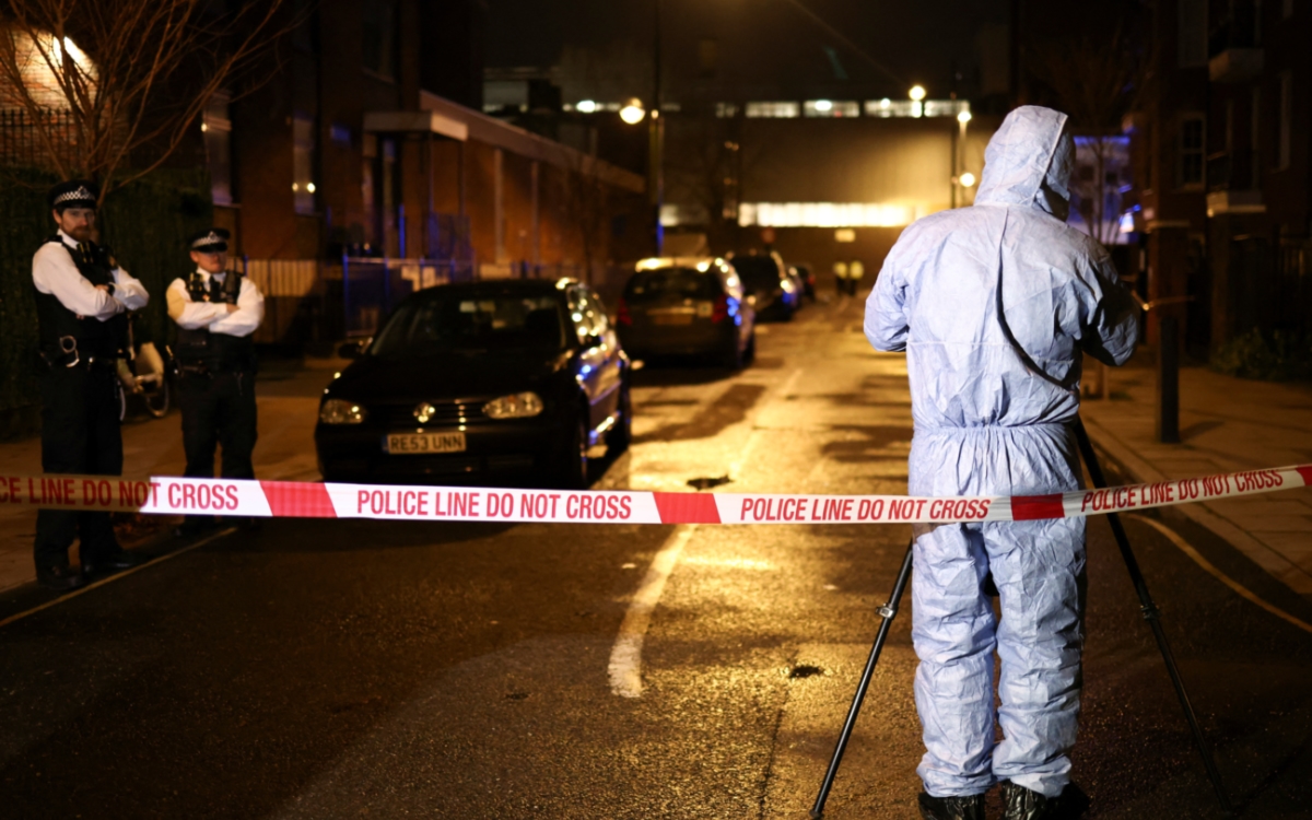 Tiroteo en iglesia de Londres deja 6 heridos; hay dos niñas