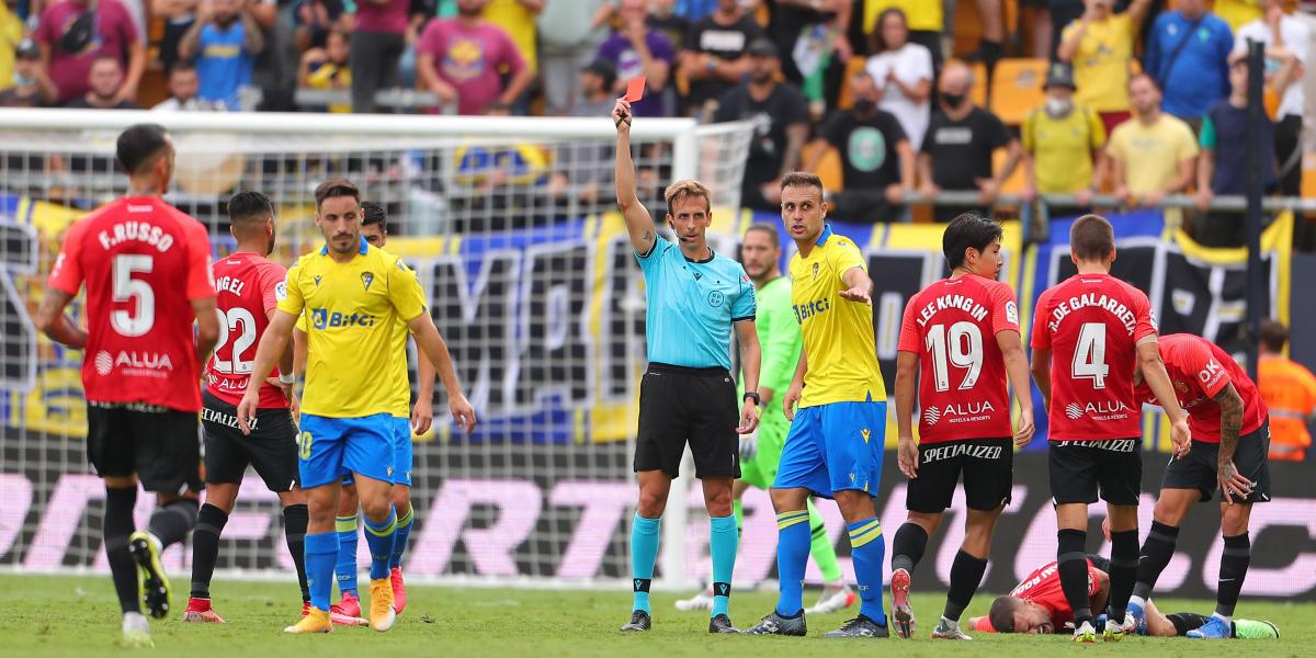 Tres victorias cadistas en ocho partidos con el Mallorca en el Carranza