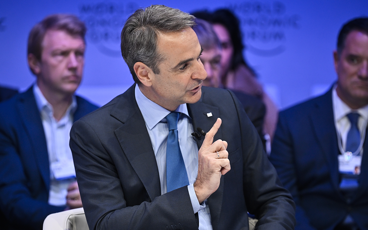 Turquía no ayuda a la OTAN en tiempos difíciles: Primer ministro griego