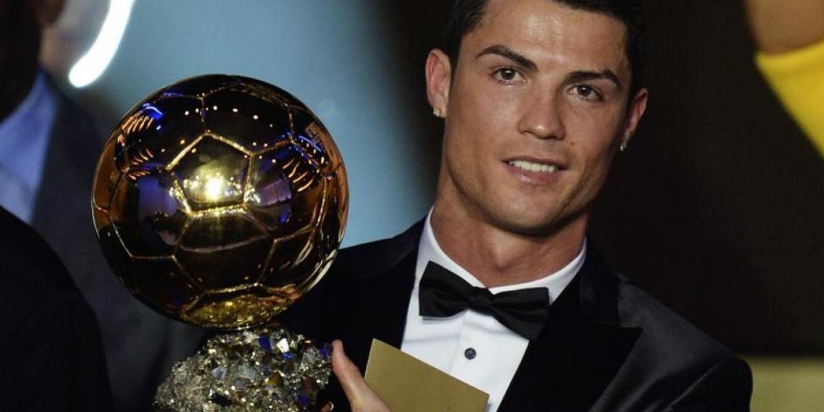 Un 'Balón de Oro' de Cristiano acaba en manos de uno de los dueños del Atlético