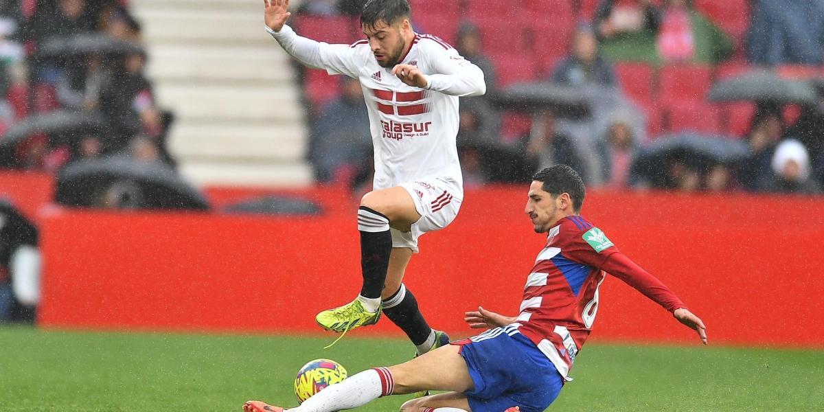 Uzuni acerca al Granada a la elite