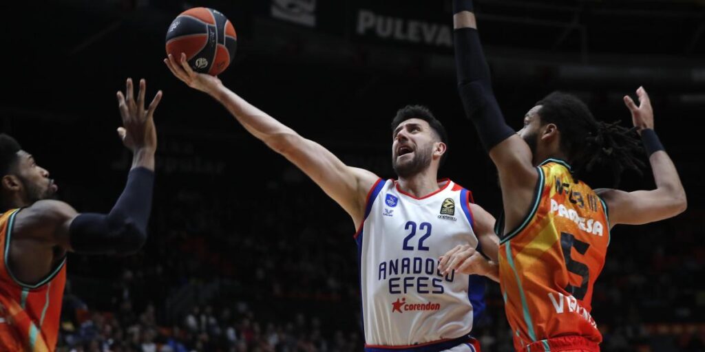 Webb III: No quiero pensar en el ‘top 8’ sino en seguir la línea que llevamos"