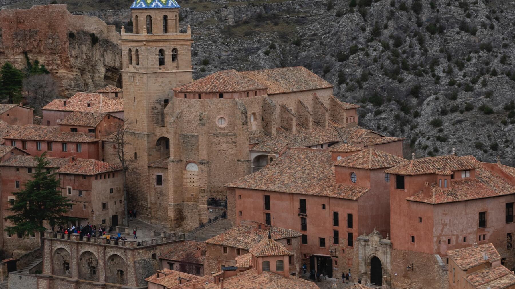 calles centenarias y un silencio que da paz
