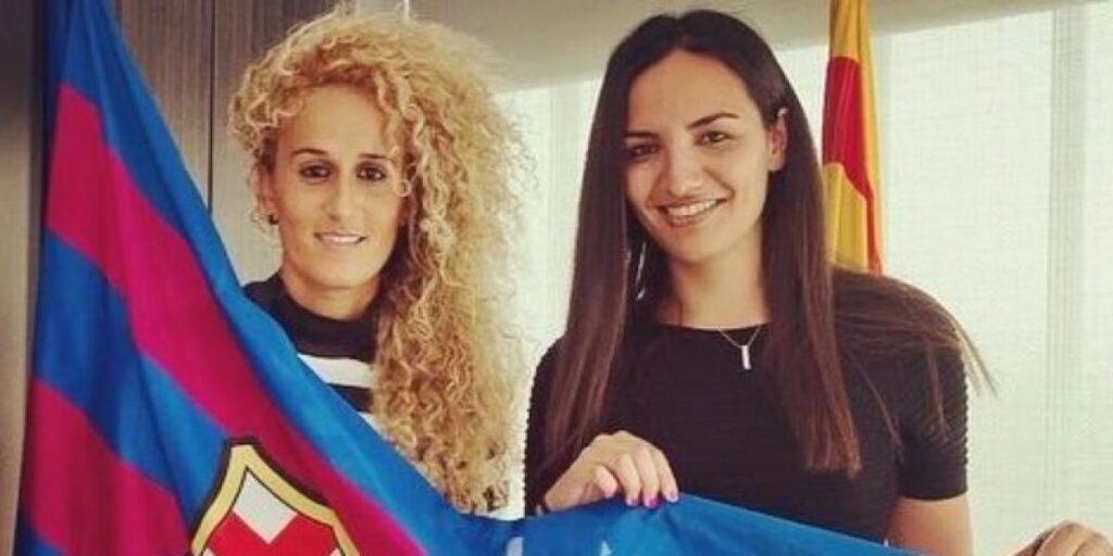 "El presidente me veía como dos pechos y un culo"