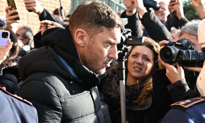 ¡Totti está siendo investigado!