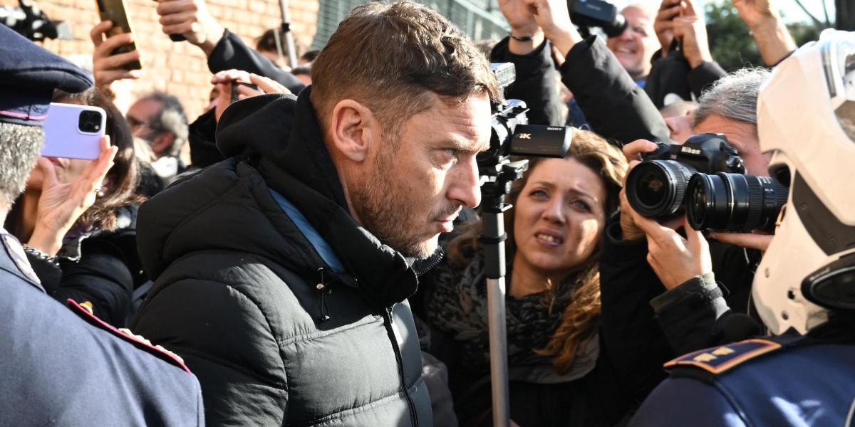 ¡Totti está siendo investigado!