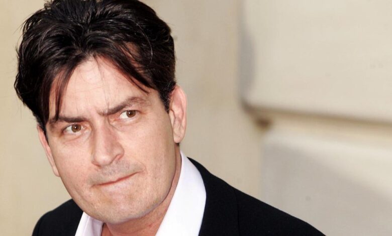 ¿Qué fue de Charlie Sheen, protagonista de 'Dos hombres y medio'?