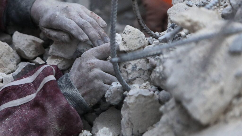 ¿Cuánto tiempo se puede estar bajo los escombros de un terremoto? Las probabilidades de sobrevivir