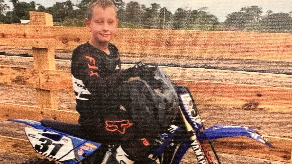 niño de Florida muere tras contraer infección