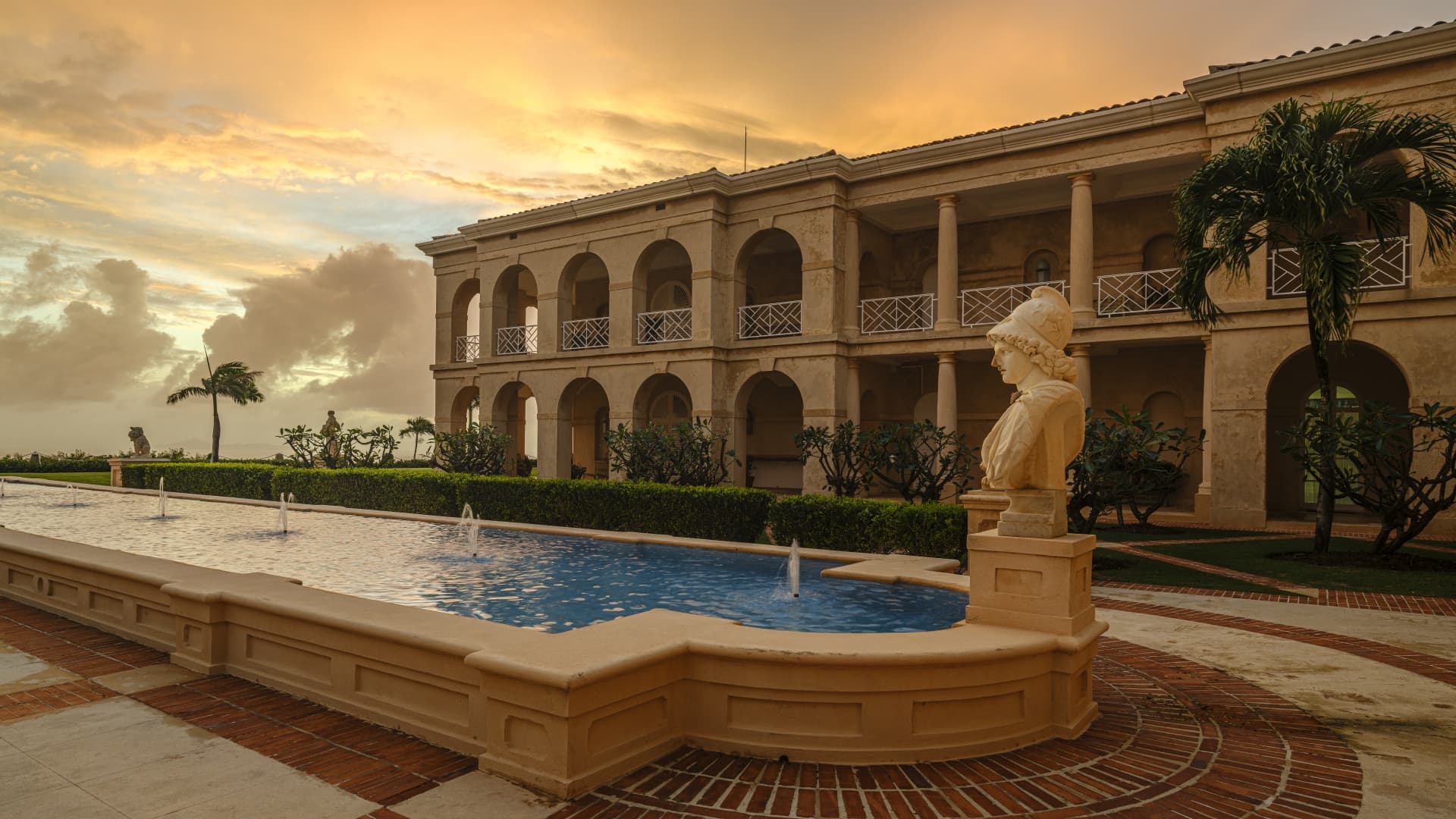 A fountain in the courtyard entrance of the main home.