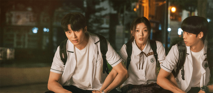 Películas de netflix de chicas del siglo XX clasificadas según imdb