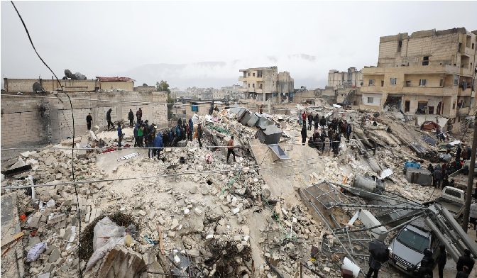 AMLO ofrece ayuda a Turquía con equipo especial para rescate. Sismo lleva mas de 2 mil muertos