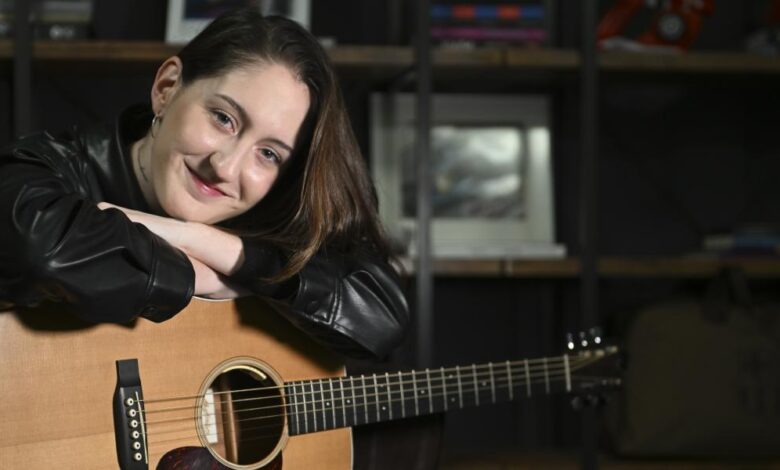 Ainoa Buitrago: "Lo bueno de la música es que da espacio, la cosa es encontrarlo"