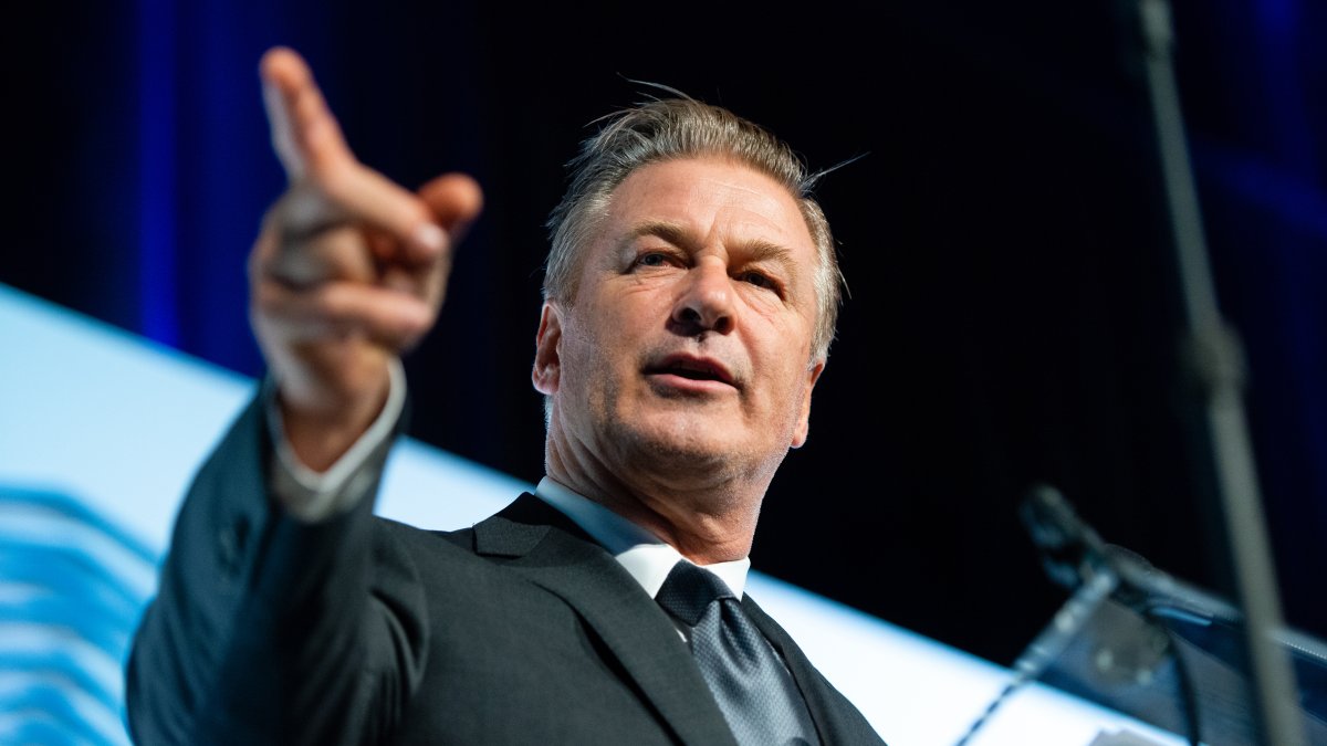 Alec Baldwin asegura que uno de los cargos en su contra es inconstitucional