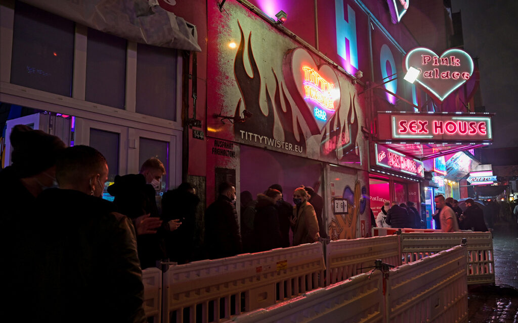 Ámsterdam prohibirá el cannabis en su barrio rojo