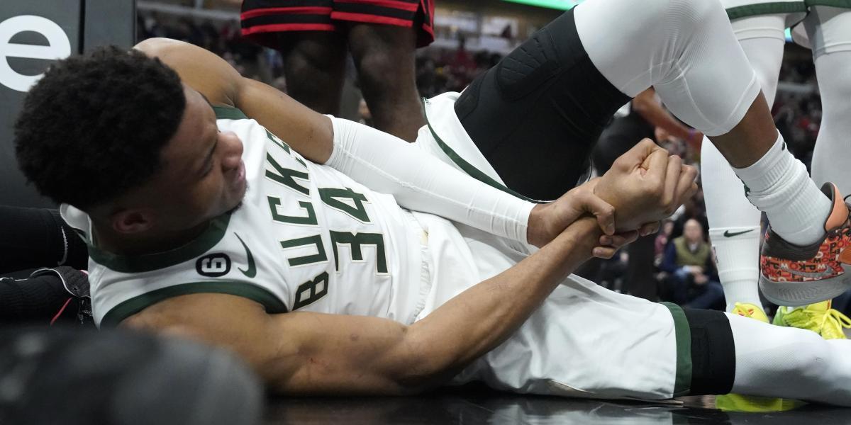 Antetokounmpo sufre un esguince de ligamento que no reviste gravedad