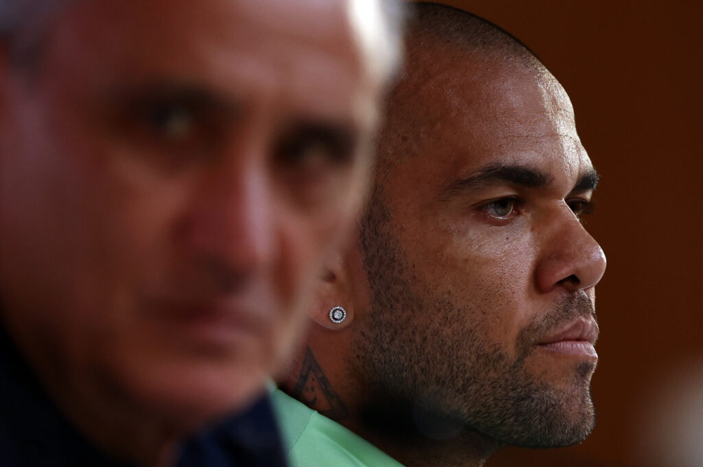 Audiencia de Barcelona mantendrá a Dani Alves en prisión preventiva