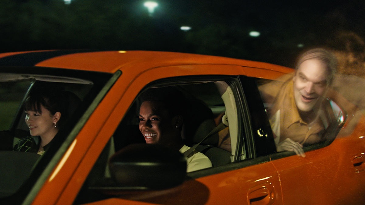 Banda sonora de 'We Have a Ghost': todas las canciones de la película de Netflix