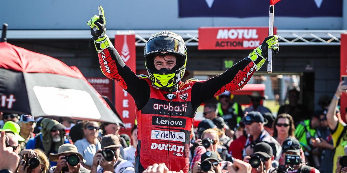 Bautista cierra con una exhibición un fin de semana de ensueño en Australia