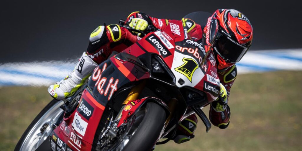 Bautista empieza la campaña liderando el viernes en Phillip Island