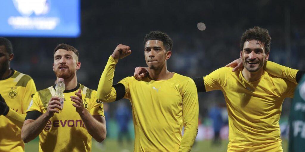 Bellingham y Reus impulsan al Dortmund a cuartos