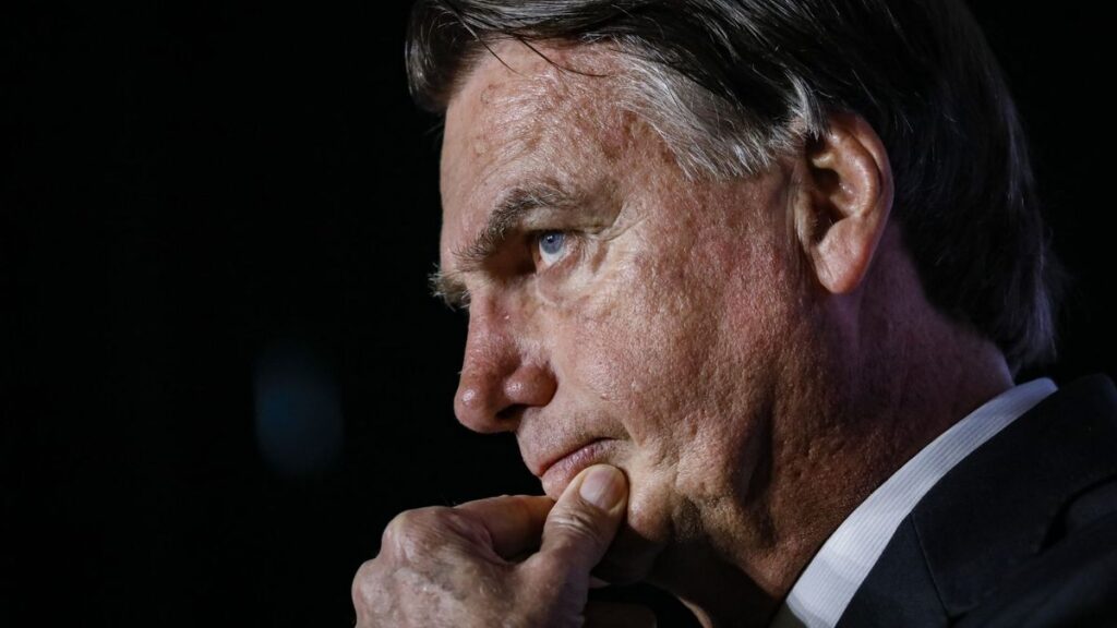 Bolsonaro afirma que pretende volver a Brasil “en las próxima semanas”