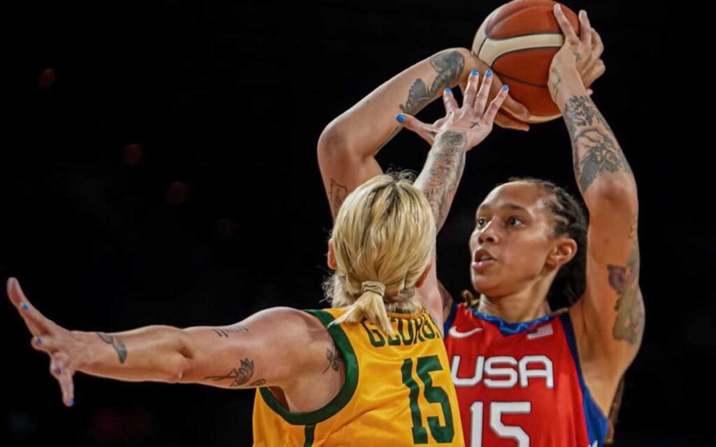 Brittney Griner vuelve a la NBA y firma por un año con las Phoenix Mercury