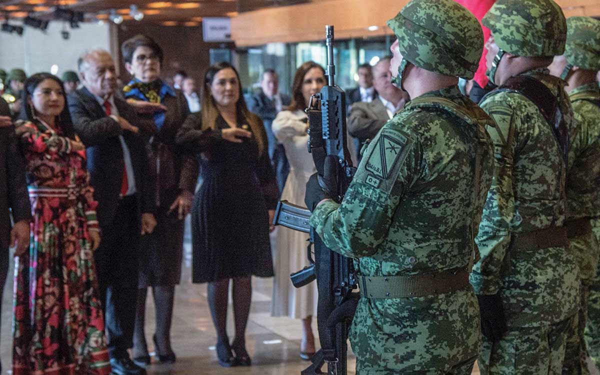 Creel impidió acceso a militares armados al salón de plenos de la Cámara de Diputados