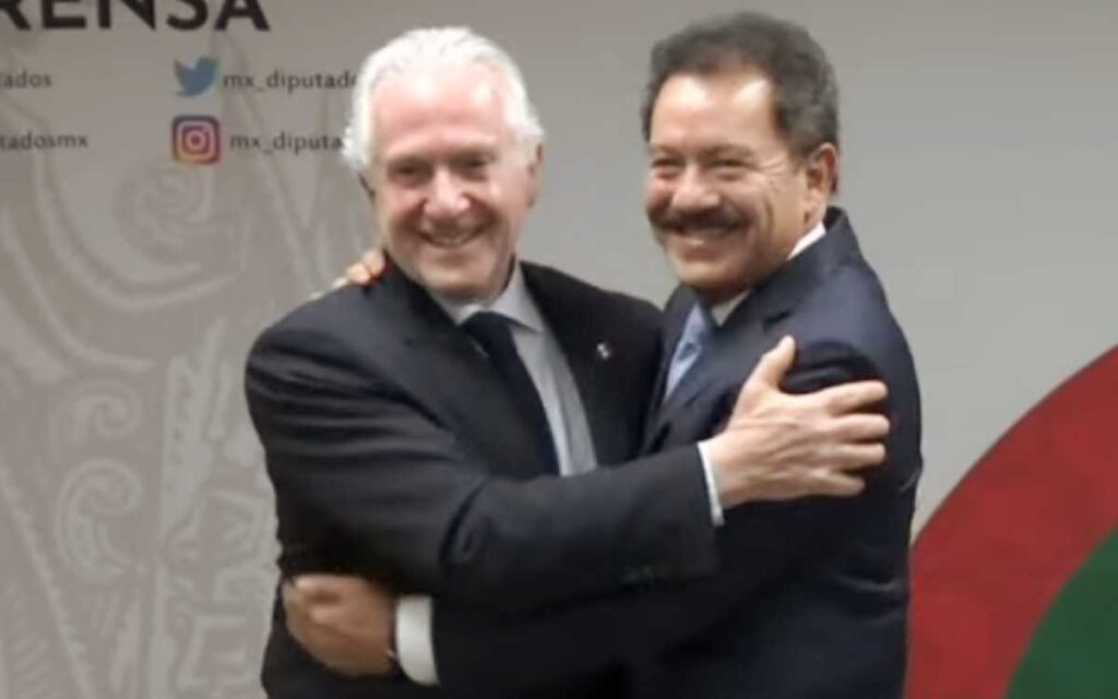 Creel y Mier se dan abrazo legislativo y cierran intento de destitución