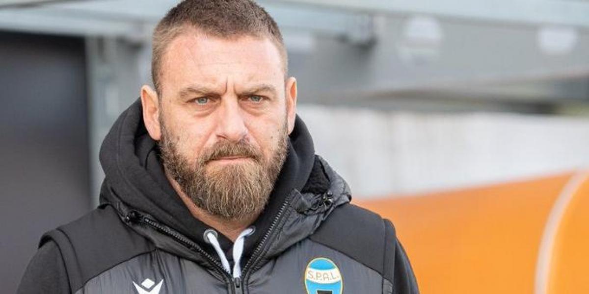 De Rossi, destituido cuatro meses después de su llegada