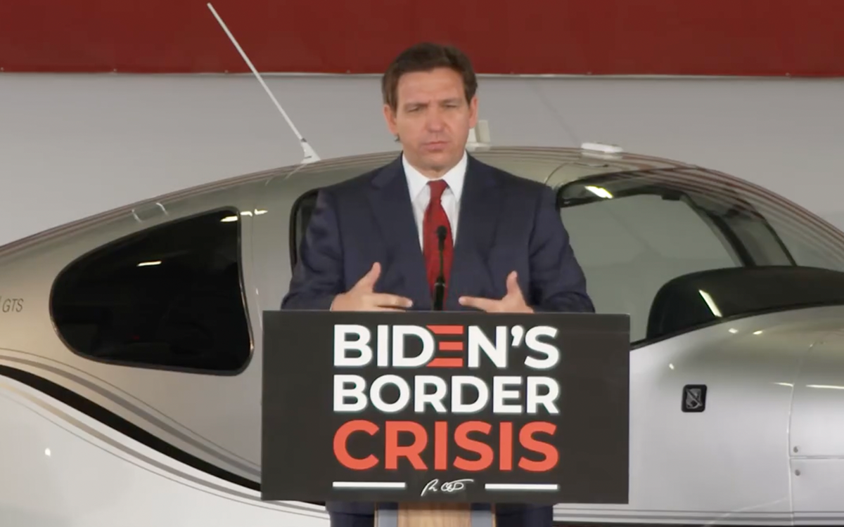 DeSantis lanza nuevas “medidas enérgicas” contra la inmigración irregular