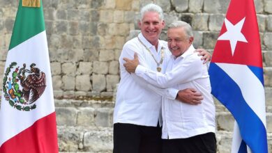 'Deplorable y denigrante' dar Orden del Águila Azteca a Díaz-Canel: PAN