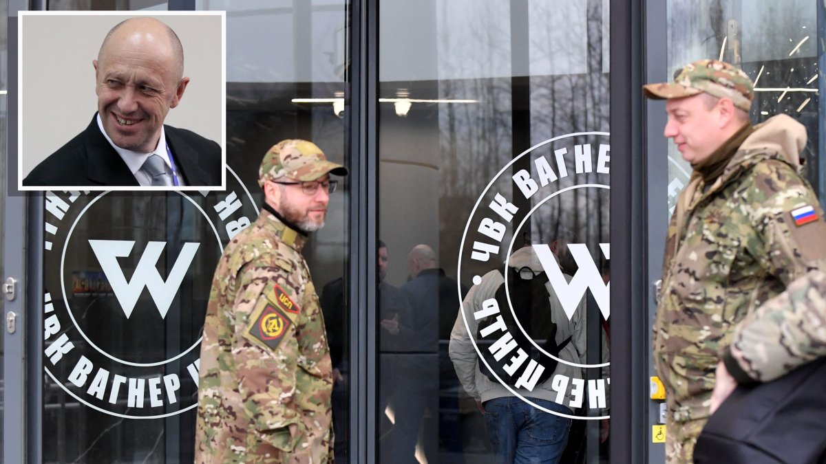 Dueño del Grupo Wagner arremete contra los jefes militares rusos
