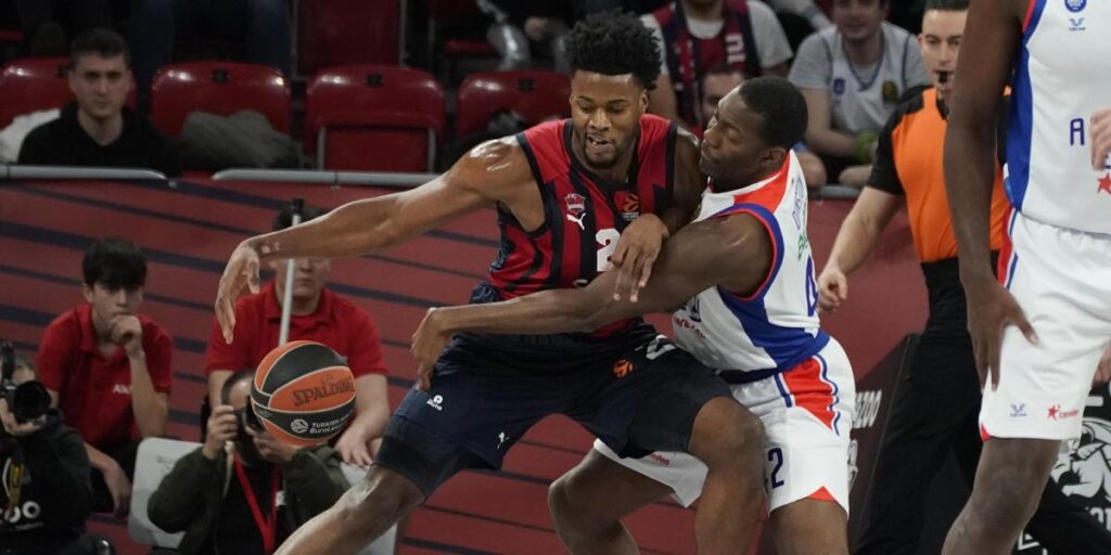 El Baskonia se cobija en el Buesa ante la necesidad del Zaragoza