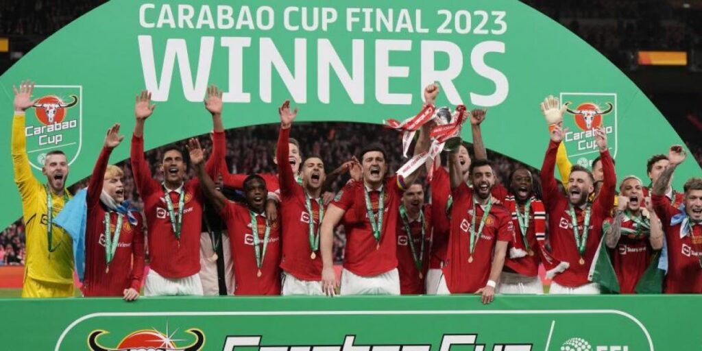 El Manchester United rompe el sueño del Newcastle y se lleva la Carabao