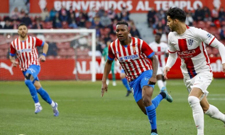 El Sporting merece más ante un Huesca muy efectivo
