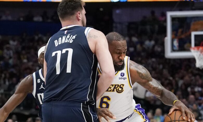 El carácter de LeBron cuestiona al dúo Doncic-Irving con una señora remontada